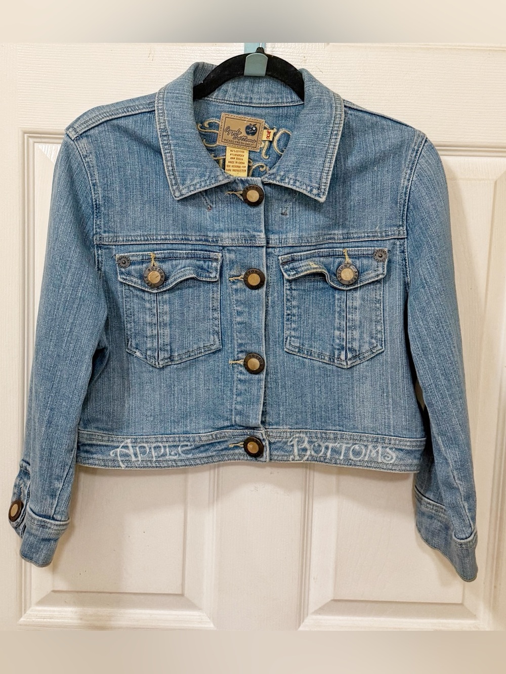 Vintage Y2K Apple Bottoms Light Wash Cropped Denim Jacket
